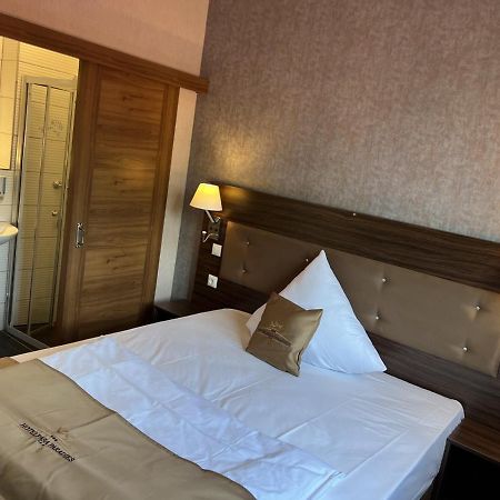 Hotel Pasa Paradies Kostenlose Parkplaetze Hanau Luaran gambar