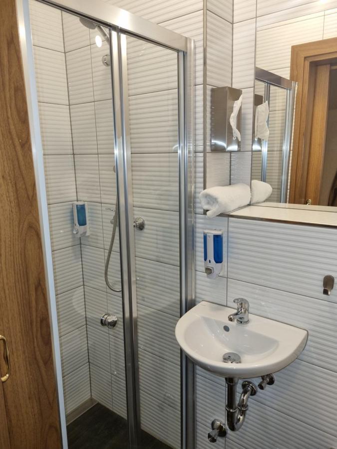 Hotel Pasa Paradies Kostenlose Parkplaetze Hanau Luaran gambar